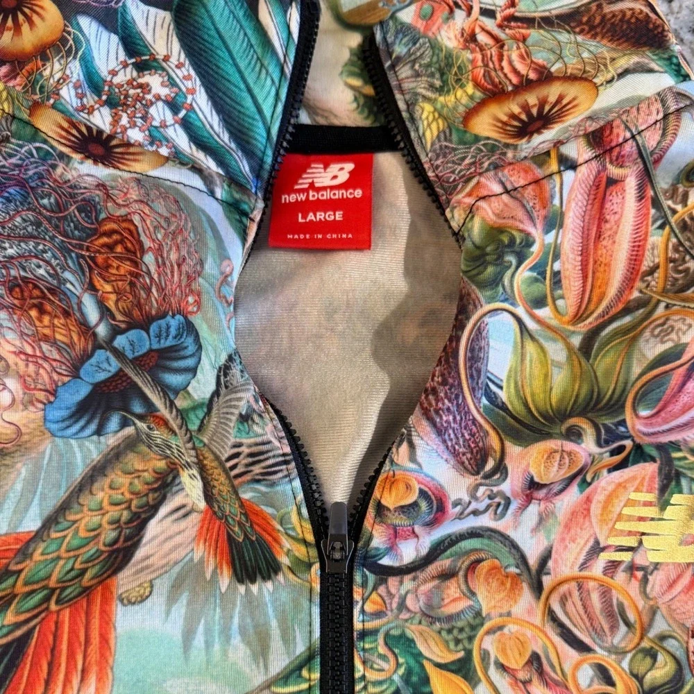 New Balance Hummingbird Graphic 1/4 zip tropical loud bird Size Large‎ - Picture 4 of 8